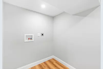 10 Kardon Rd, Boston, MA 02136 - Photo 21