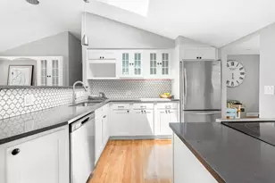 10 Kardon Rd, Boston, MA 02136 - Photo 7