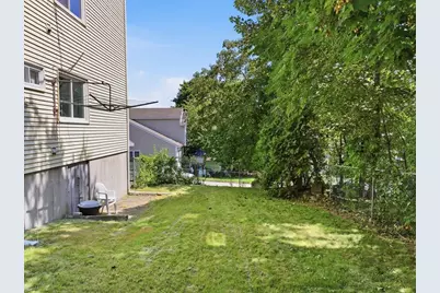 16 Dartmouth St, Worcester, MA 01604 - Photo 25