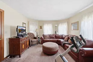 16 Dartmouth St, Worcester, MA 01604 - Photo 17