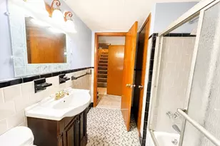 60 Martin St, East Providence, RI 02914 - Photo 25