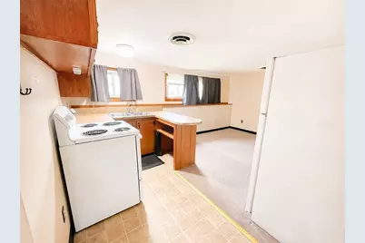60 Martin St, East Providence, RI 02914 - Photo 27
