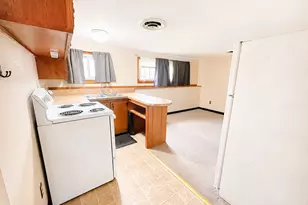 60 Martin St, East Providence, RI 02914 - Photo 27