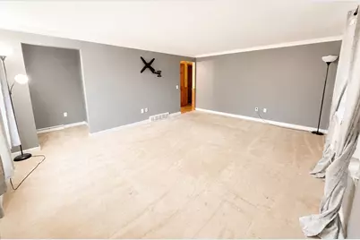 60 Martin St, East Providence, RI 02914 - Photo 9