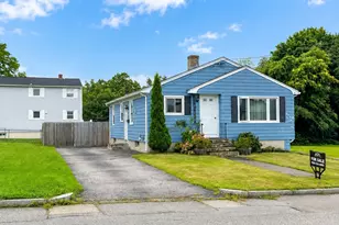 60 Martin St, East Providence, RI 02914 - Photo 3