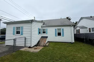 486 King St, Fall River, MA 02724 - Photo 31