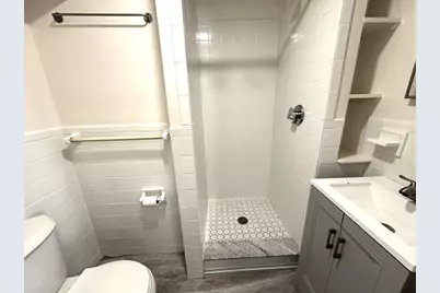 31 Western Ave #10, Gloucester, MA 01930 - Photo 5