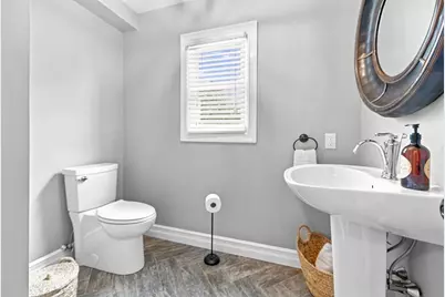 807 N Eastern Ave, Fall River, MA 02720 - Photo 13