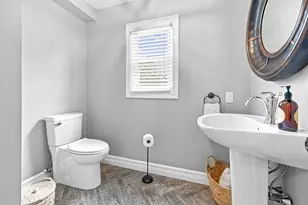 807 N Eastern Ave, Fall River, MA 02720 - Photo 13