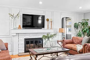 807 N Eastern Ave, Fall River, MA 02720 - Photo 7