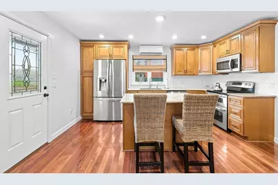 807 N Eastern Ave, Fall River, MA 02720 - Photo 9