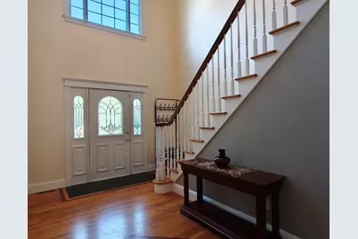 140 Wildflower Cir, Westfield, MA 01085 - Photo 5