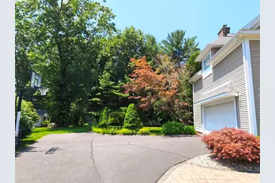 140 Wildflower Cir, Westfield, MA 01085 - Photo 27