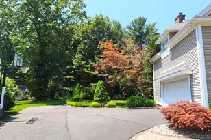 140 Wild Flower Cir, Westfield, MA 01085 - Photo 27