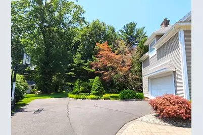 140 Wildflower Cir, Westfield, MA 01085 - Photo 27