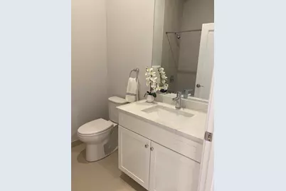 385 Pleasant St #7, Watertown, MA 02472 - Photo 11