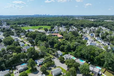 37 Cliftondale, Saugus, MA 01906 - Photo 27