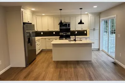 93 Rockland Road #2, Auburn, MA 01501 - Photo 3