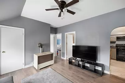 190 Raymond St, Fall River, MA 02723 - Photo 25