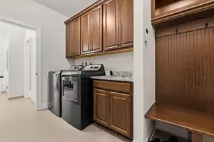 73 Phoebe St, Methuen, MA 01844 - Photo 15