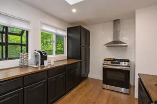 33 Plumtree Rd, Springfield, MA 01118 - Photo 23