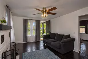 33 Plumtree Rd, Springfield, MA 01118 - Photo 13