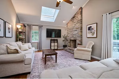 20 Carriage Ln, South Hadley, MA 01075 - Photo 11