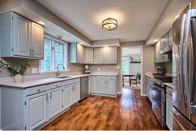 20 Carriage Ln, South Hadley, MA 01075 - Photo 7