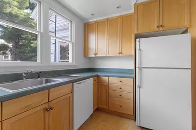 11 Perry #2, Cambridge, MA 02139 - Photo 7