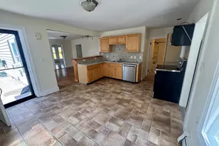 48 Pleasant St, Holbrook, MA 02343 - Photo 5