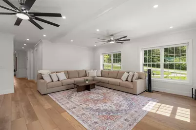 9 Flanagan Dr, Shrewsbury, MA 01545 - Photo 15