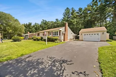 32 Colonial Drive, Taunton, MA 02780 - Photo 3
