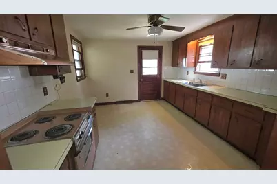 29 Whitcomb Ter, Weymouth, MA 02190 - Photo 7