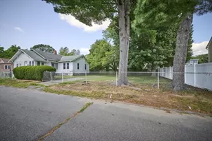 15 Moray St, Lynn, MA 01904 - Photo 1