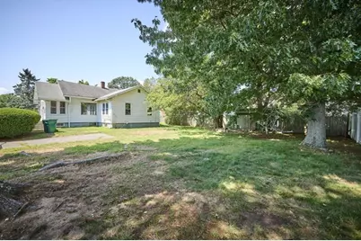 15 Moray St, Lynn, MA 01904 - Photo 3