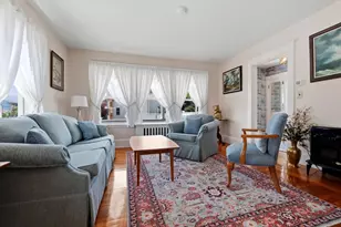 37 Bridge St, Beverly, MA 01915 - Photo 5