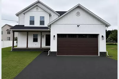 33 Polaski Ave, Chicopee, MA 01013 - Photo 1