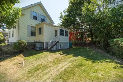 40 Broadway, Rockport, MA 01966 - Photo 3