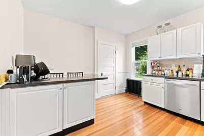 23 Burnham St, Somerville, MA 02144 - Photo 27