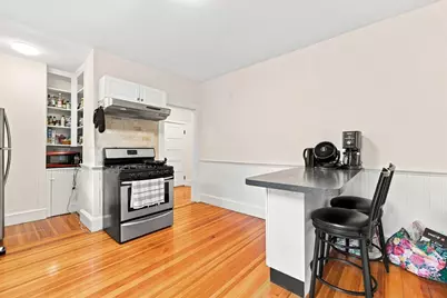 23 Burnham St, Somerville, MA 02144 - Photo 25
