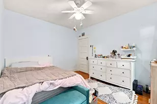 23 Burnham St, Somerville, MA 02144 - Photo 9