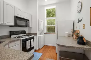 60 Marshal St, Brookline, MA 02446 - Photo 9