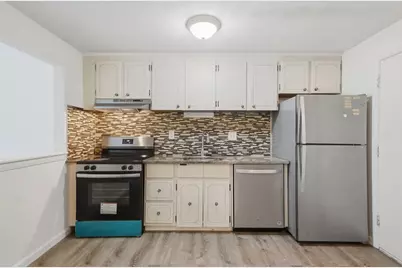 924 Main Street #12, Woburn, MA 01801 - Photo 5