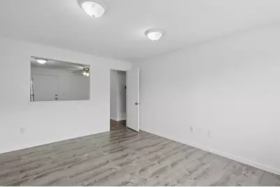 924 Main Street #12, Woburn, MA 01801 - Photo 17