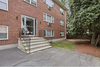 924 Main Street #12, Woburn, MA 01801 - Photo 23
