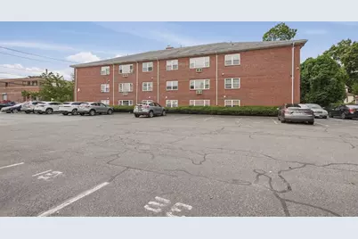 924 Main Street #12, Woburn, MA 01801 - Photo 25