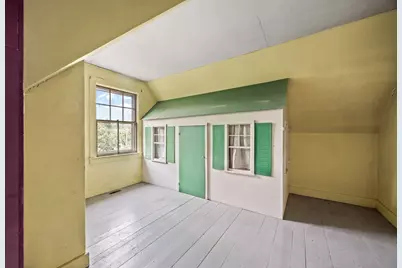 236 Winthrop St, Taunton, MA 02780 - Photo 27