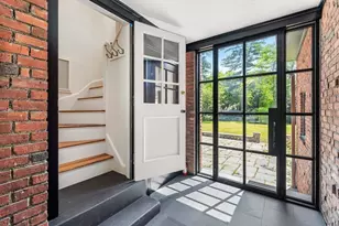 372 Warren St, Brookline, MA 02445 - Photo 37