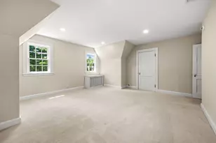 372 Warren St, Brookline, MA 02445 - Photo 31