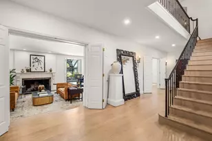 372 Warren St, Brookline, MA 02445 - Photo 21